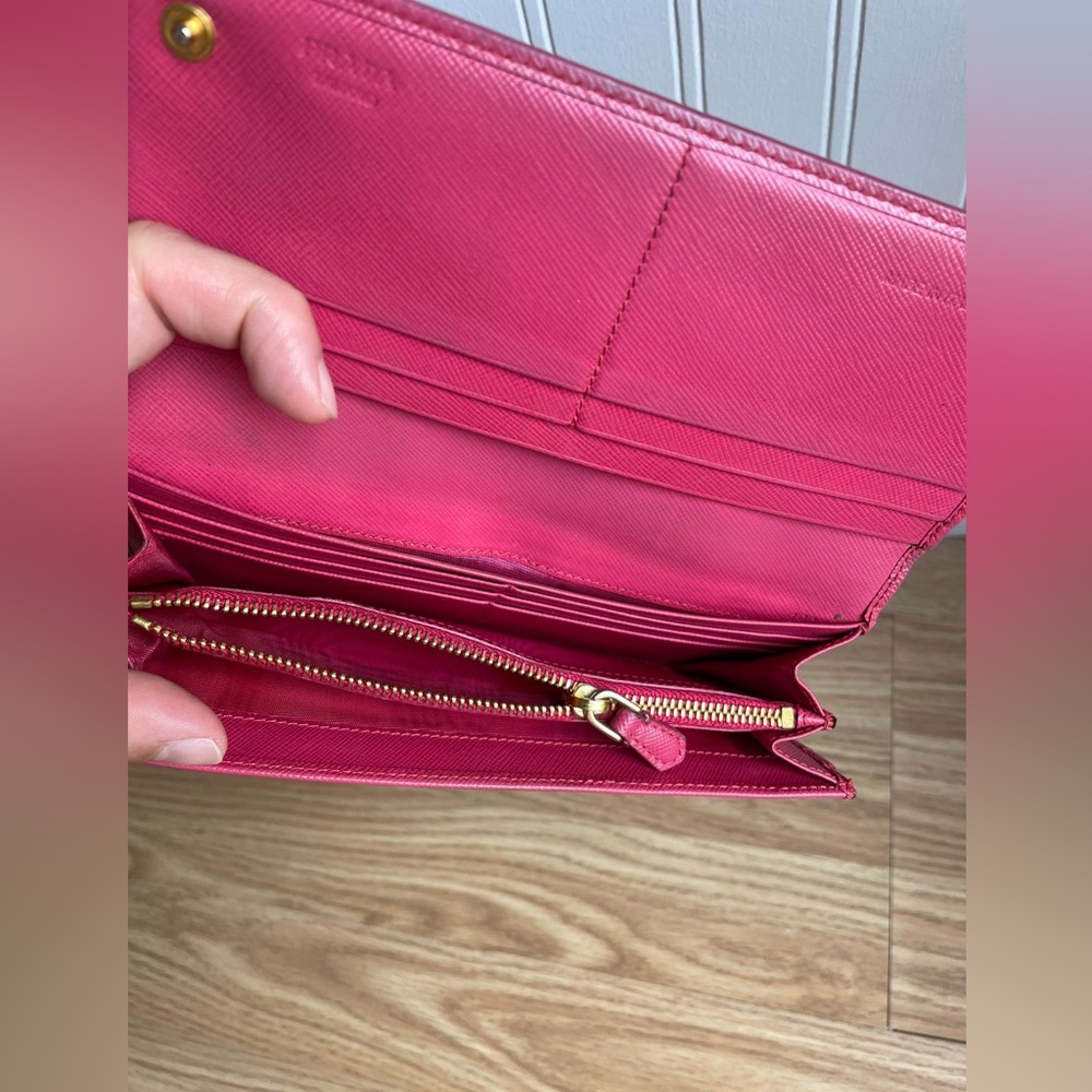 Wallet - Picture 6 of 16